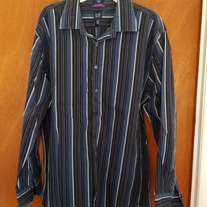 Gap button down shirt
